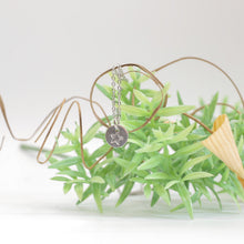 Load image into Gallery viewer, Star Tiny Necklace