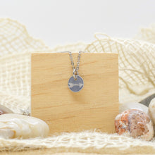 Load image into Gallery viewer, Arrow Tiny Necklace