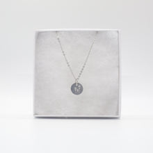 Load image into Gallery viewer, Flower Necklace