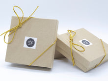 Load image into Gallery viewer, Compass Necklace