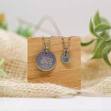 Load image into Gallery viewer, December - Poinsettia